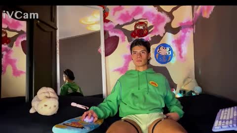 Suki 3 online show from 02-25-26, 07:01