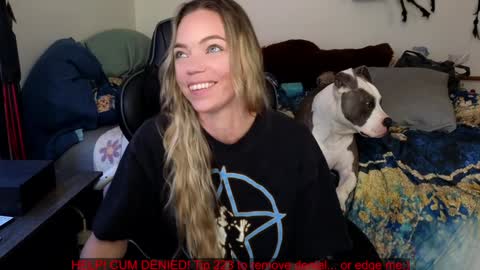 Mindy Mars online show from 01-20-25, 06:43