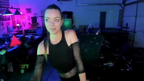 Mindy Mars online show from 04-24-26, 03:25