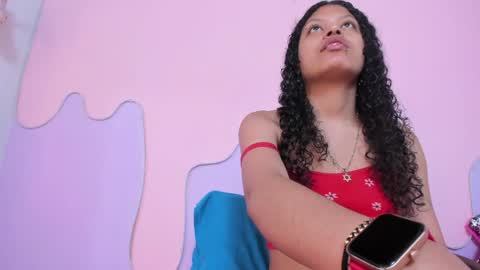 Snapshot of mingie_rouse chatting on 05-20-26, 03:02 Mingie online show from 05-20-26, 03:02
