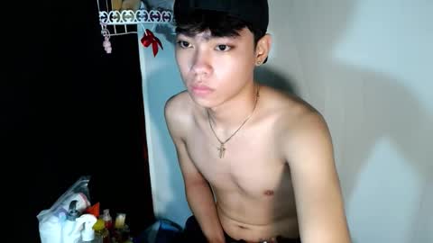 Snapshot of mingkla_man chatting on 02-11-26, 12:48 mingkla_man online show from 02-11-26, 12:48