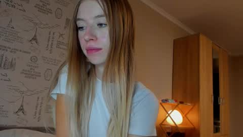 Amelia online show from 09-16-25, 09:05