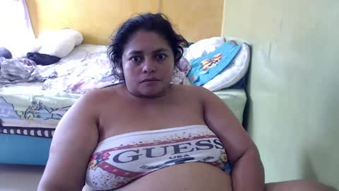 Snapshot of minnie_bbw69 chatting on 04-23-26, 07:16 Andrea online show from 04-23-26, 07:16