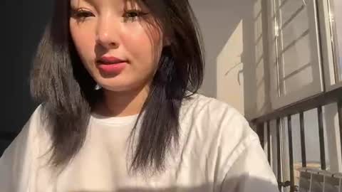 Snapshot of minnie_joy_ chatting on 06-29-26, 12:38 Joy online show from 06-29-26, 12:38
