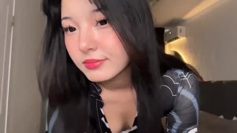 Snapshot of minnie_joy_ chatting on 07-11-26, 12:30 Joy online show from 07-11-26, 12:30