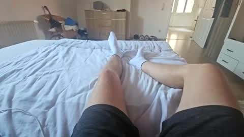 Snapshot of minongi chatting on 06-24-26, 04:06 Jesse J. online show from 06-24-26, 04:06