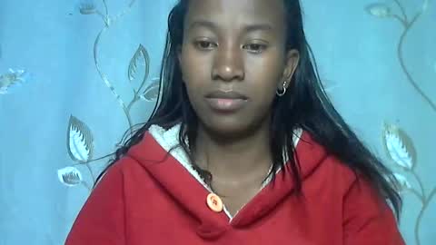 minouch211907 online show from 04-10-26, 02:28