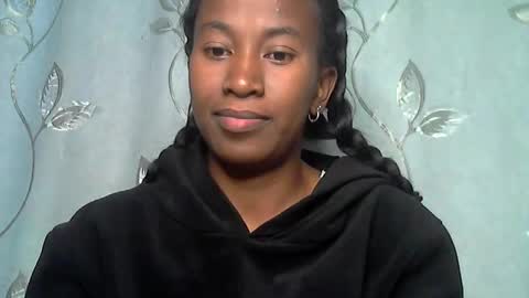 minouch211907 online show from 04-14-26, 07:42