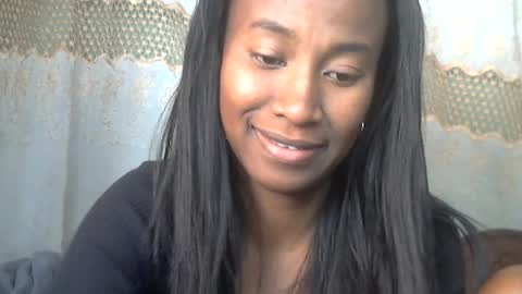 minouch211907 online show from 07-12-26, 09:33