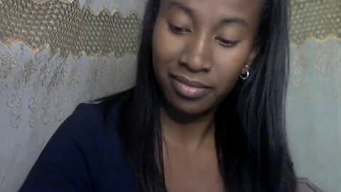 minouch211907 online show from 07-15-26, 05:51