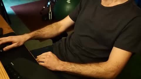 mintmagnificent online show from 11-05-25, 07:25