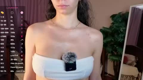 Snapshot of mioflare chatting on 06-17-26, 02:58 Mio online show from 06-17-26, 02:58