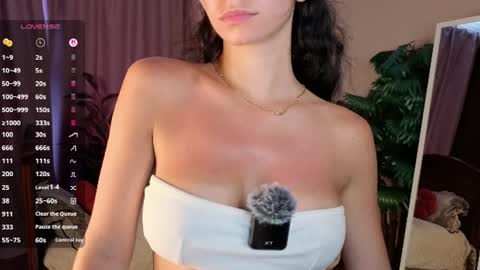Snapshot of mioflare chatting on 07-07-26, 07:23 Mio online show from 07-07-26, 07:23