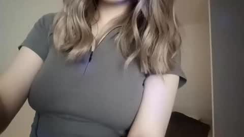 Mira doll online show from 01-06-26, 04:05