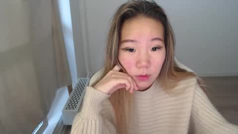 mira_g online show from 11-12-25, 08:37