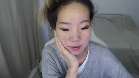 mira_g online show from 12-19-25, 11:28