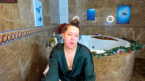 Mira online show from 01-12-25, 04:52