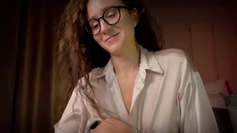 Mira online show from 02-15-26, 03:53