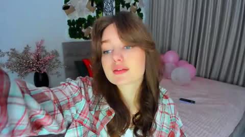 Emma online show from 03-05-25, 10:43