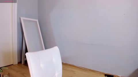 Meera online show from 02-12-25, 01:37