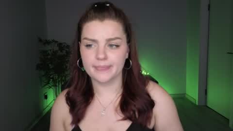 Milky online show from 04-08-26, 09:09