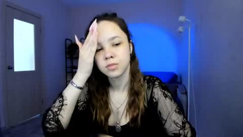 Snapshot of miranda_holms chatting on 06-13-26, 01:58 miranda_holms online show from 06-13-26, 01:58