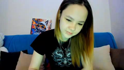 Snapshot of miranda_holms chatting on 06-19-26, 03:11 miranda_holms online show from 06-19-26, 03:11