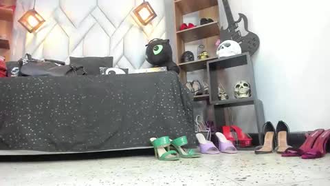 Miranda online show from 12-20-25, 12:45