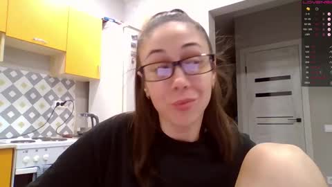 MIRANDA online show from 10-21-25, 05:46