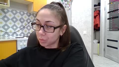 MIRANDA online show from 11-25-25, 02:39