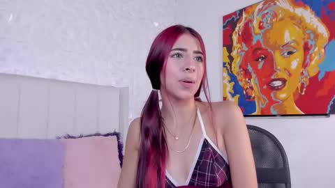 Snapshot of mirandaa_rogers chatting on 11-04-25, 07:13 Miranda Rogers online show from 11-04-25, 07:13