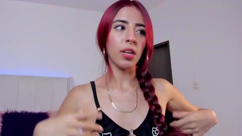 Snapshot of mirandaa_rogers chatting on 02-20-26, 07:14 Miranda Rogers online show from 02-20-26, 07:14