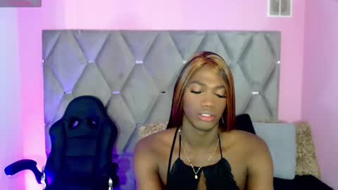 mirandaacollins online show from 11-07-25, 10:59