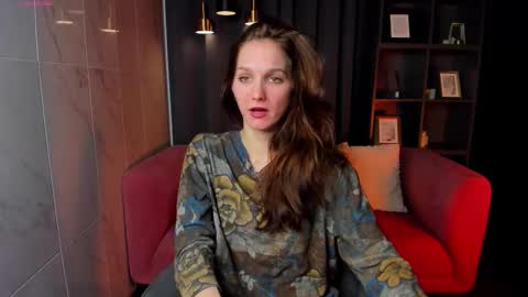 Snapshot of mirandaglow chatting on 02-11-26, 05:45 Miranda online show from 02-11-26, 05:45