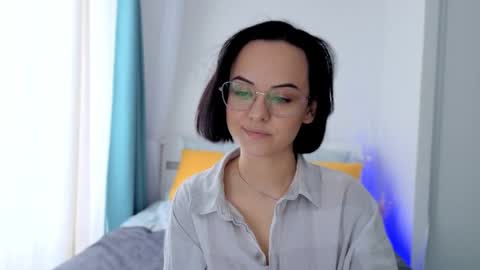 MiraSkyy online show from 09-28-25, 02:44