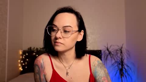 MiraSkyy online show from 12-05-25, 07:21