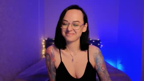 MiraSkyy online show from 03-19-26, 04:00