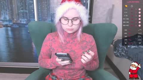 Kira online show from 12-27-24, 12:07