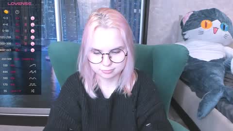 Kira online show from 01-12-25, 08:57