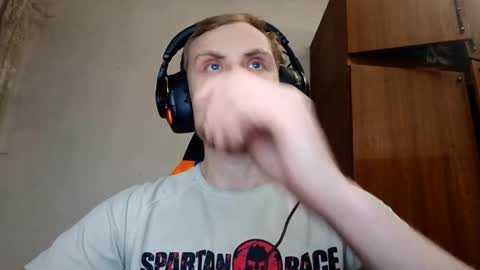 Snapshot of mirexvane chatting on 02-24-26, 07:34 Vlad online show from 02-24-26, 07:34