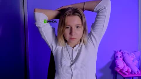 miriam_crazy online show from 10-15-25, 08:09