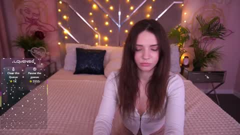 Mira online show from 04-06-26, 12:28