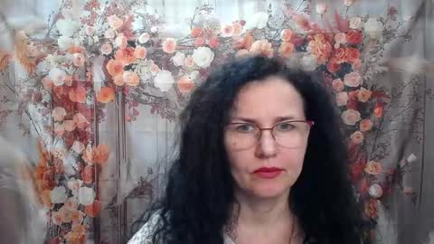 Miroslava Happi online show from 04-13-26, 05:46
