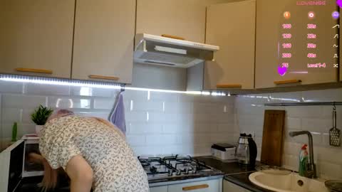 MisaMew online show from 04-01-26, 12:06