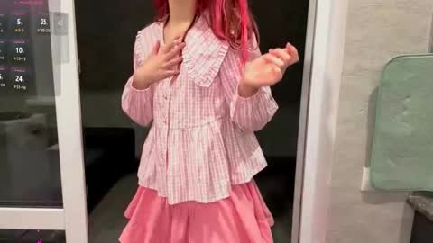 Molly online show from 09-27-25, 05:51