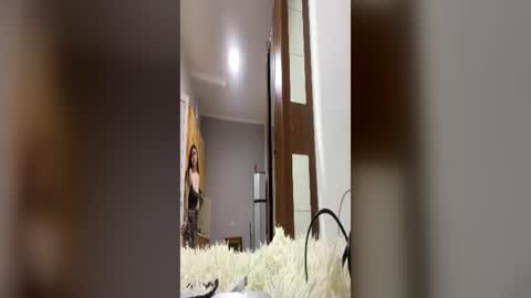 Mishelle online show from 06-13-26, 01:03