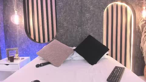 Antonella online show from 03-10-25, 08:34