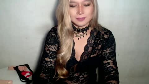Snapshot of miss_4cuck_ chatting on 07-03-26, 12:00 miss_4cuck_ online show from 07-03-26, 12:00