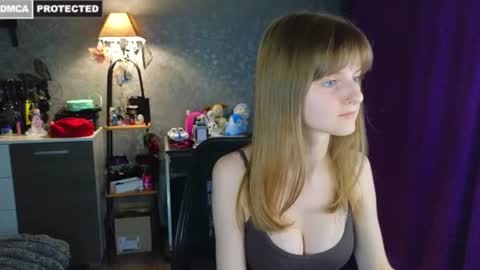 Snapshot of miss___alisa chatting on 07-20-26, 09:17 Alisa NONNUDE online show from 07-20-26, 09:17