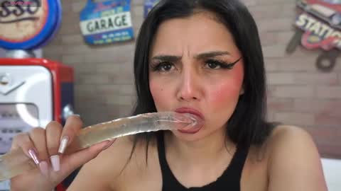 Snapshot of miss__anastasia chatting on 06-05-26, 11:05 Anastisia online show from 06-05-26, 11:05